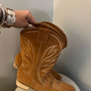 Silvia Cobos Western Boots